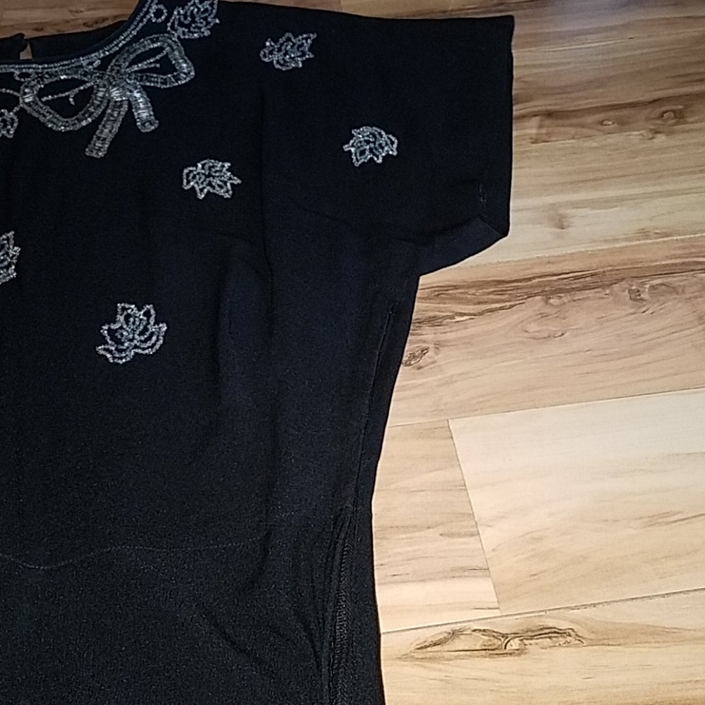 Vintage 1940s Peplum Beaded Dress - Picture 4 of 13